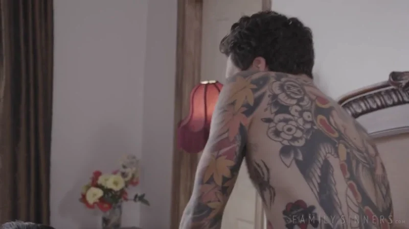 Милфа Жасмин и её пасынок