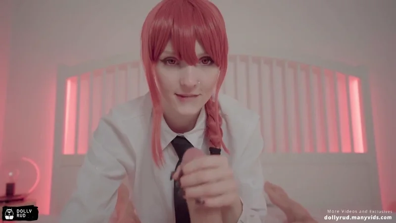 Долли Руд в роли Макимы