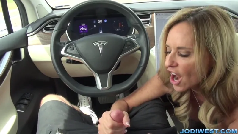 Разврат в машине