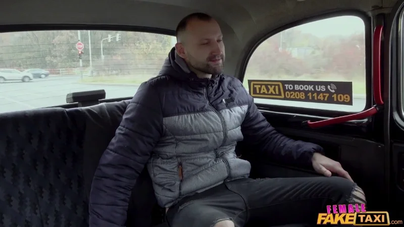 Таксистка Кайла Грин