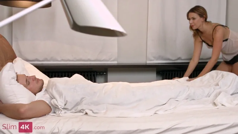 Минет для пробуждения и трах в мокрую пизду