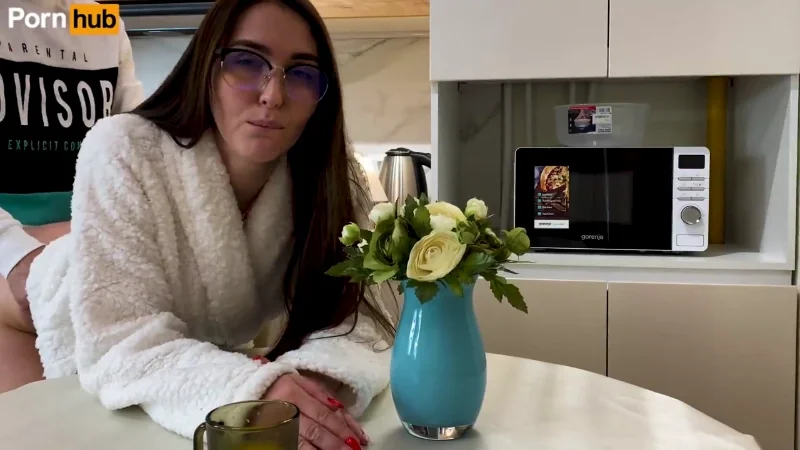 Парень ебёт жену друга