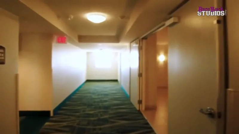 Утренний оргазм с пасынком