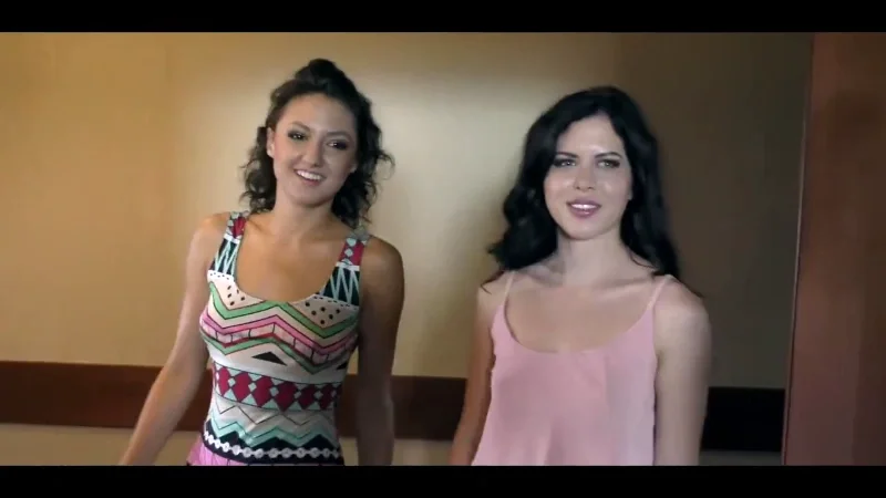 Жесткий групповой секс с проститутками