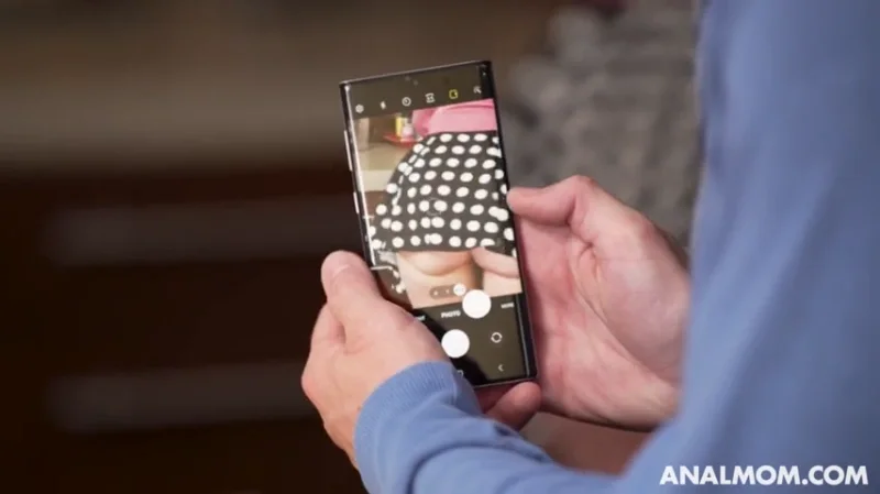 Мамка друга благодарит парня аналом