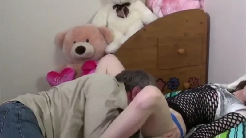 JW Ties ебет отца