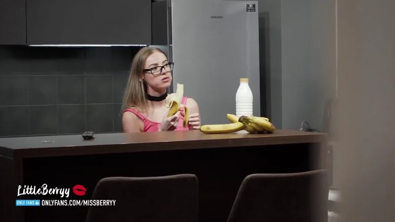 Сестра отдалась брату в задницу