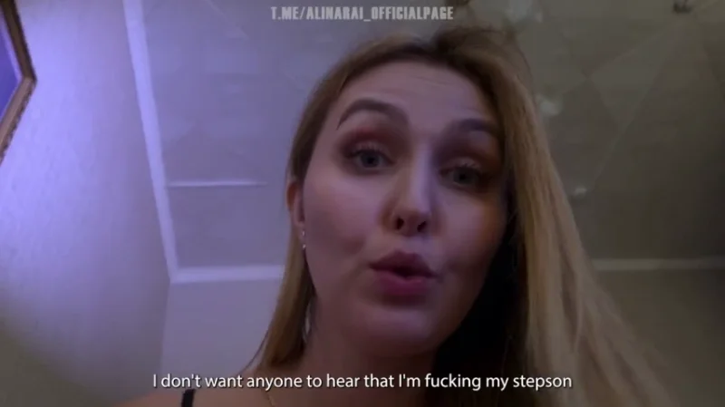 Alina Rai изменяет с пасынком