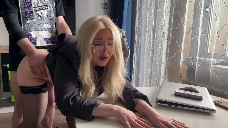 Blondessa: Уроки с членом