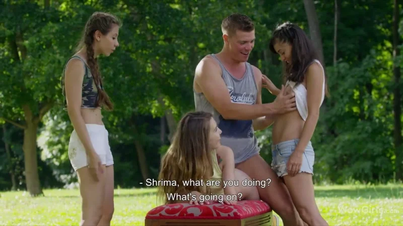 Групповуха в парке с Шримой, Элл и Стефани