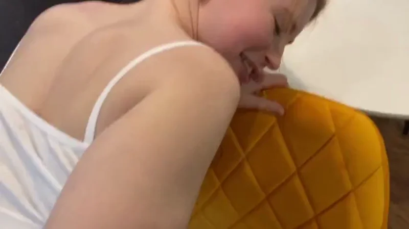 Жесткий анал с дочерью после отсоса