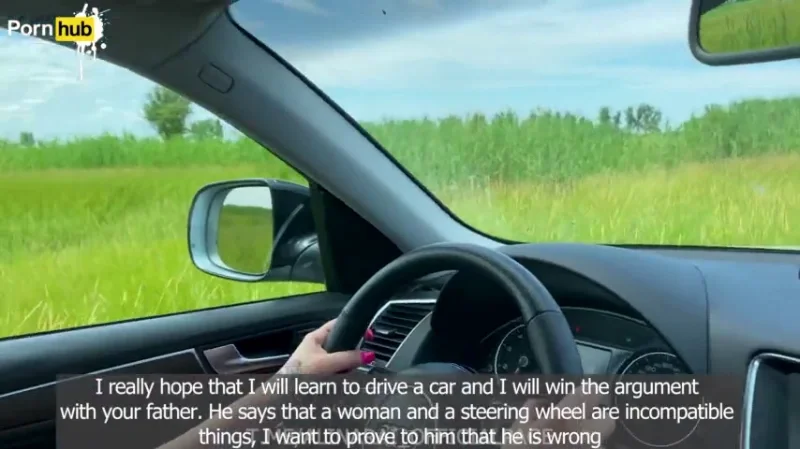 Мачеха отсосала и оседлала член